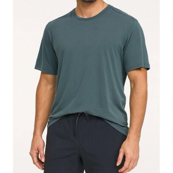 Lululemon Men’s Green Short Sleeve Shirt Size L | Performance Athletic Run Gym - Picture 1 of 7